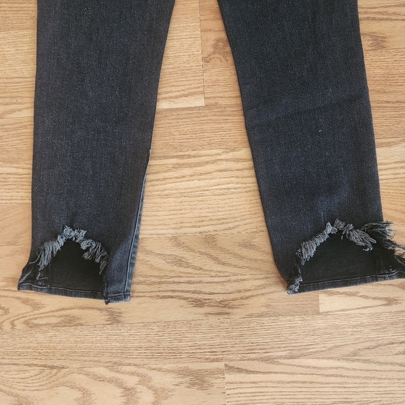 EUC Frame Le Nouveau Straight Jeans Carved Hem In Walters, Size 27 - Picture 7 of 9